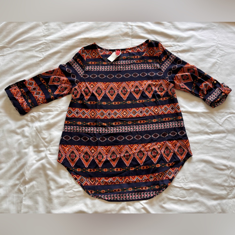 Navy and Orange Pattern Top in size Small